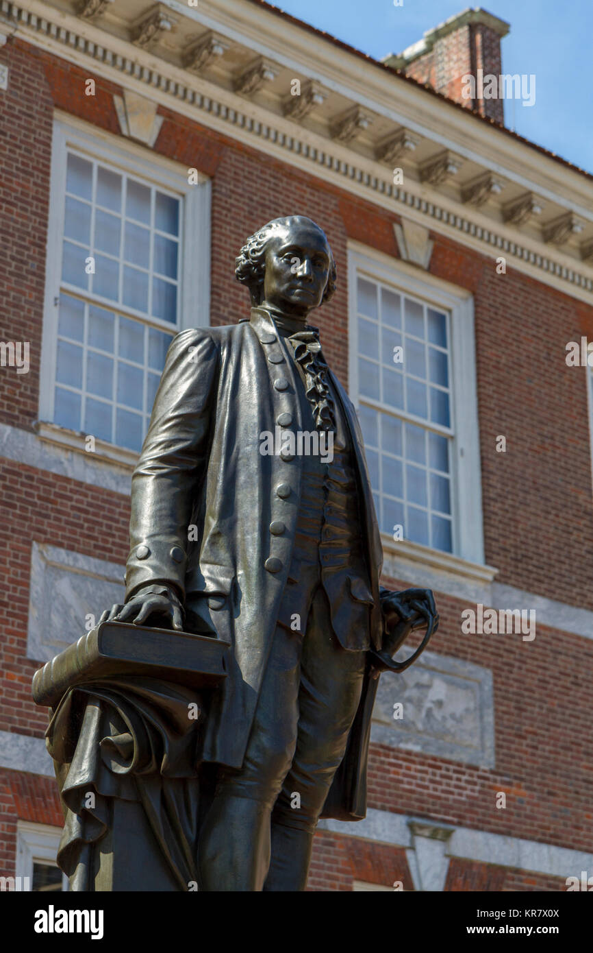 George Washington Statue von Joseph A. Bailly außerhalb der Independence Hall in Philadelphia, Pennsylvania, USA. Stockfoto