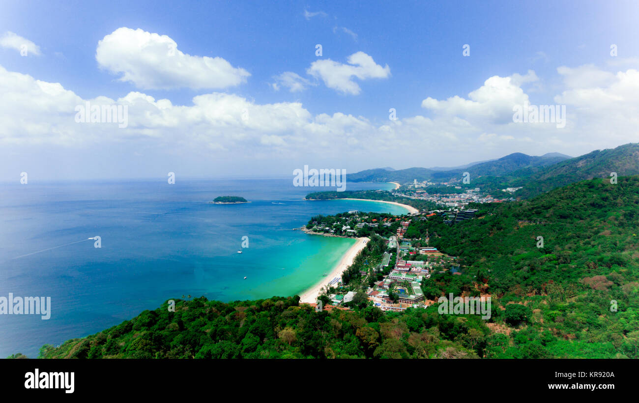 Landschaft von Phuket View Point, einem der Wahrzeichen in Phuket im Süden von Thailand Stockfoto