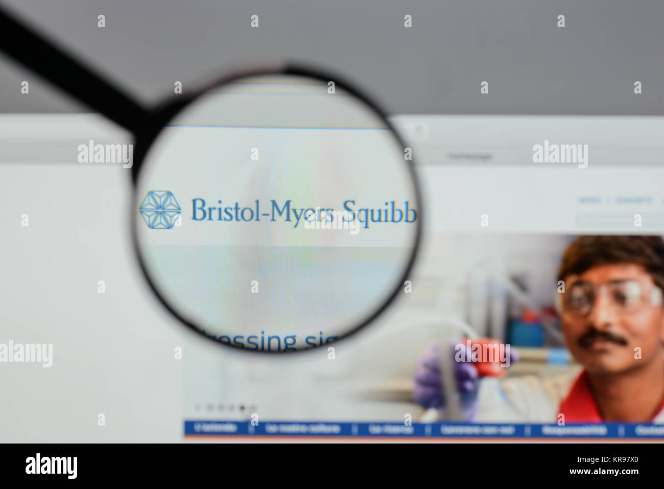 Mailand, Italien - 10 August 2017: Bristol Myers Squibb Logo auf der Homepage. Stockfoto