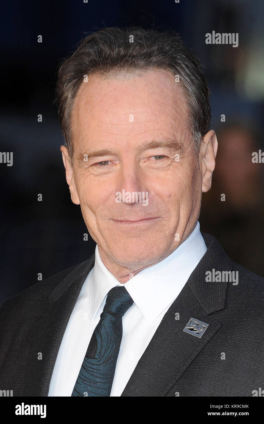 Bryan Cranston besucht die 59. BFI London Film Festival Accenture Galavorstellung von Trumbo im Odeon Leicester Square in London. © Paul Treadway Stockfoto