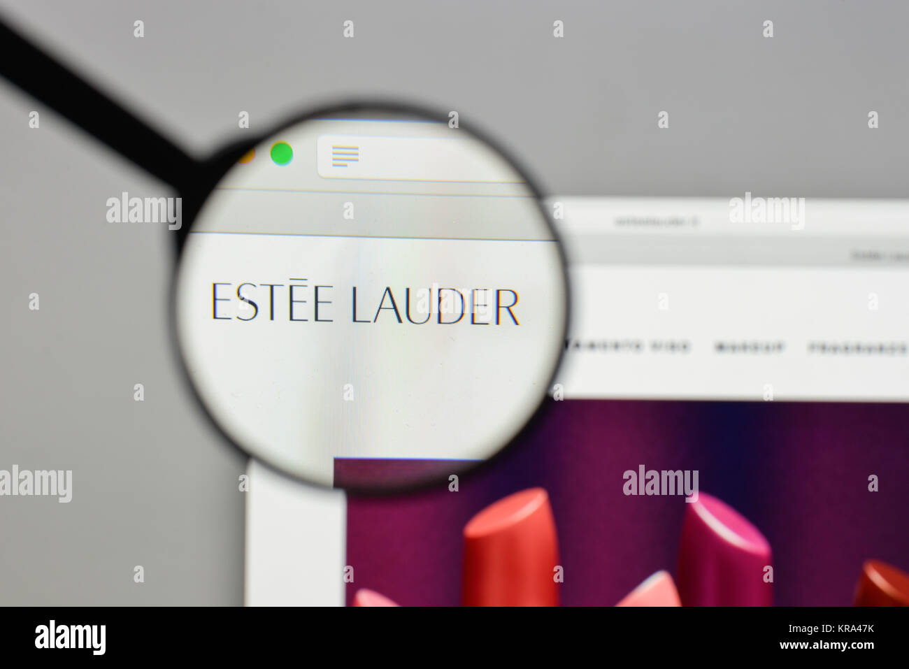 Mailand, Italien - 10 August 2017: Estee Lauder Logo auf der Homepage. Stockfoto