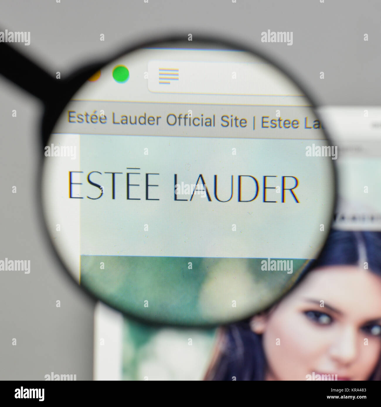 Mailand, Italien - 10 August 2017: Estee Lauder Logo auf der Homepage. Stockfoto
