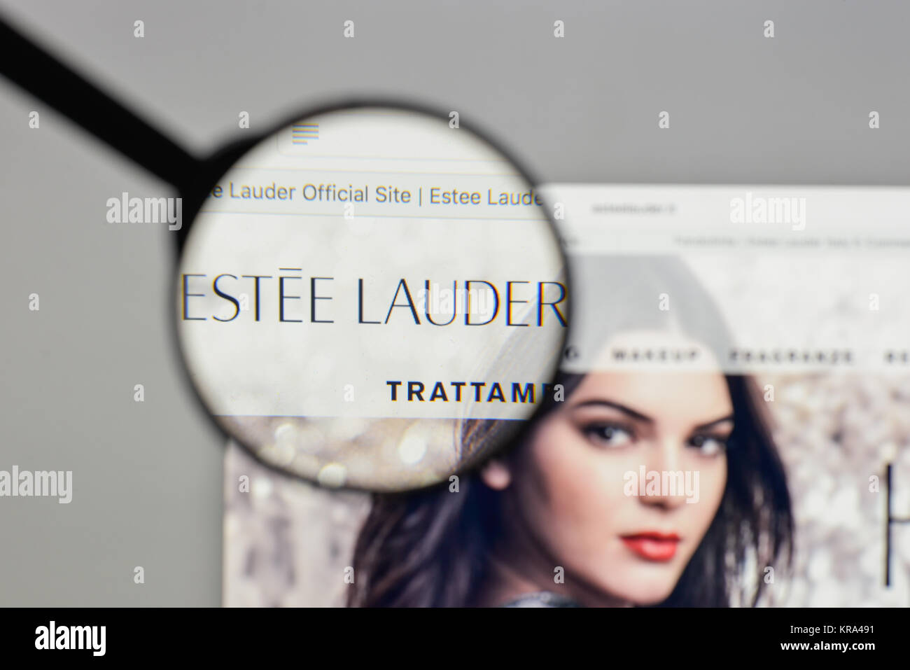 Mailand, Italien - 10 August 2017: Estee Lauder Logo auf der Homepage. Stockfoto