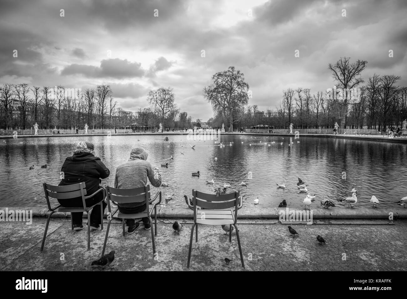 Louvre-Garten Brunnen monochrome Landschaften Stockfoto