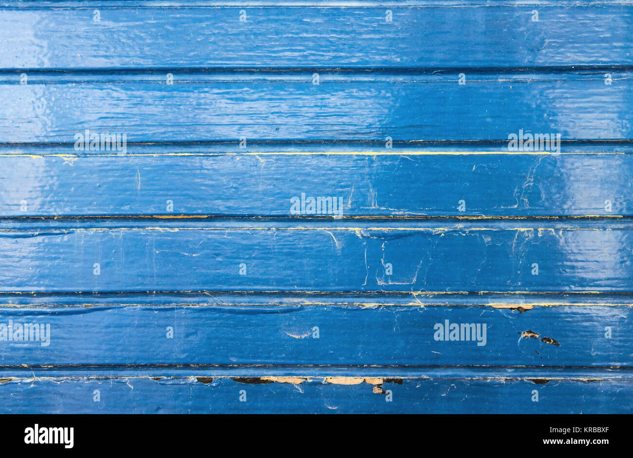 Grunge blau lackierten Holz aus Holz- Boot Hintergrund mit Risse und Kratzer- und Wasserflecken Stockfoto