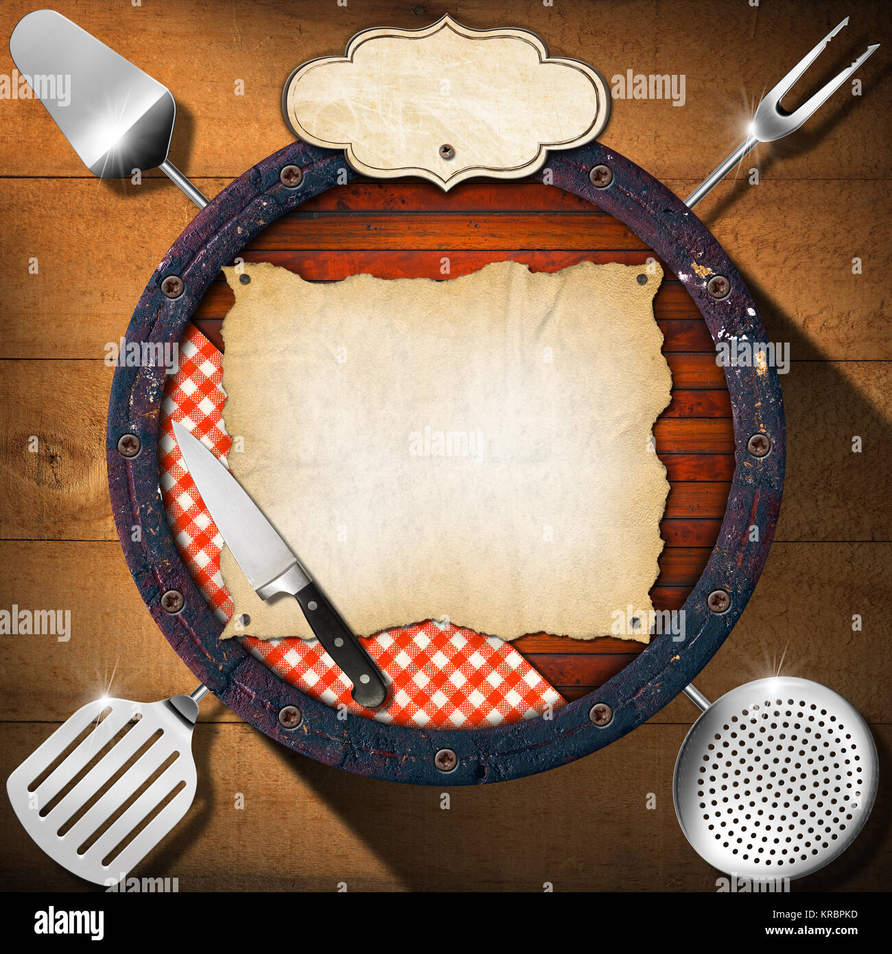 Holz- Hintergrund (Unten für ein Barrel) mit Küchengeräten, Tischdecke, leere Pergament und Label. Hintergrund für ein rustikales Menü Stockfoto