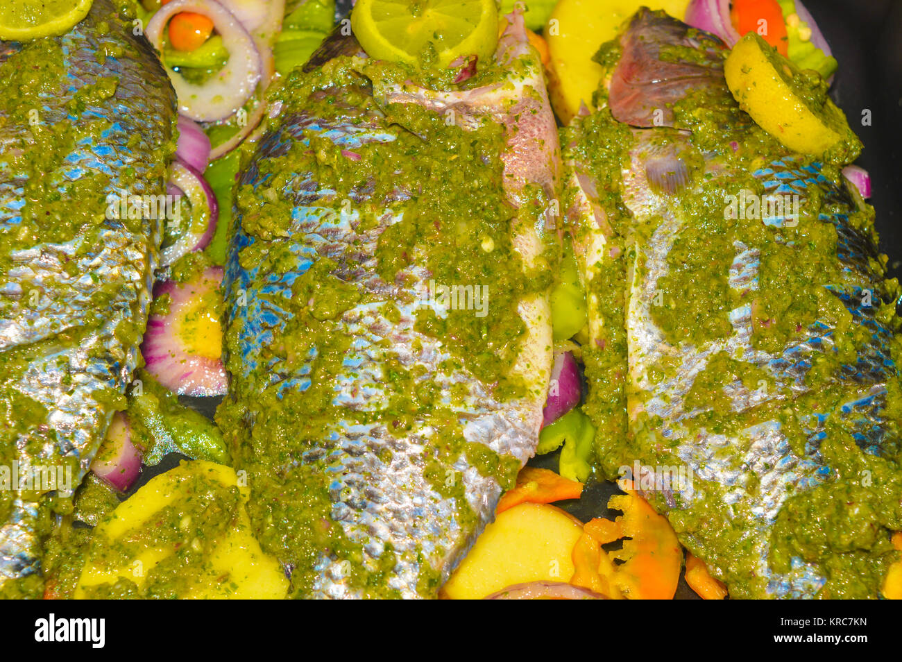 Frisch gekocht, gewürzt Tilapia-fisch Stockfoto