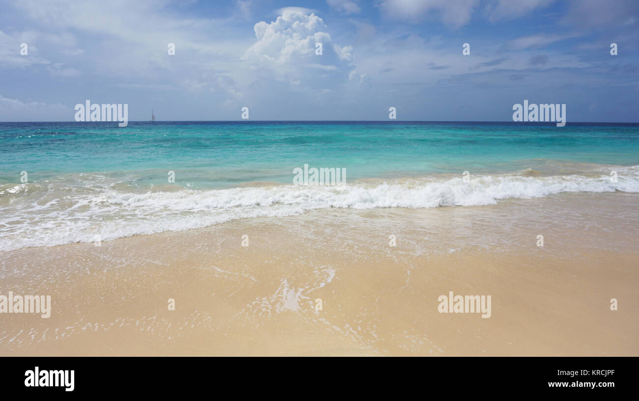 natürliche und einsamen Strand am Kap verden Stockfoto