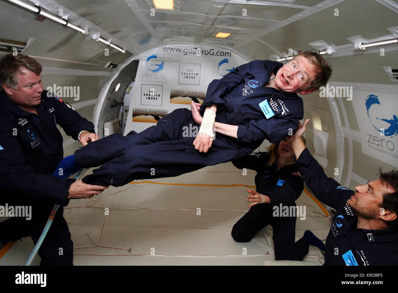 Der Physiker Stephen Hawking in der Schwerelosigkeit NASA Stockfoto