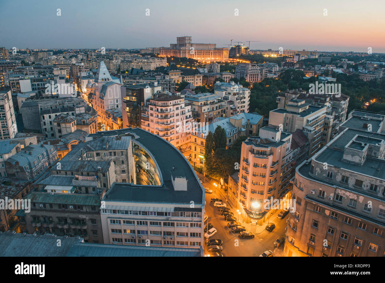 Bukarest in der Nacht Stockfoto