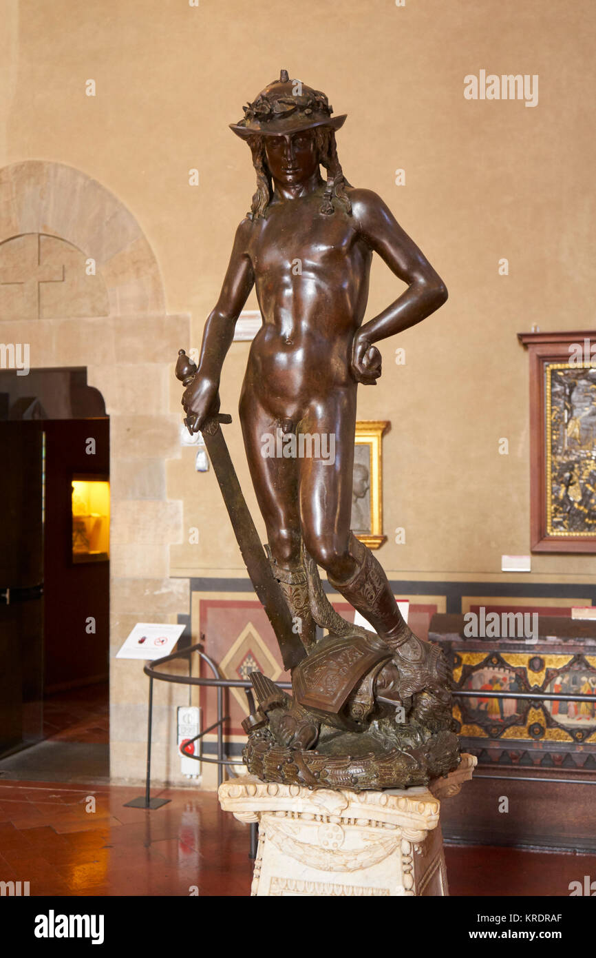 Florenz, Italien, das Bargello, Statue des David von Donatello Stockfoto