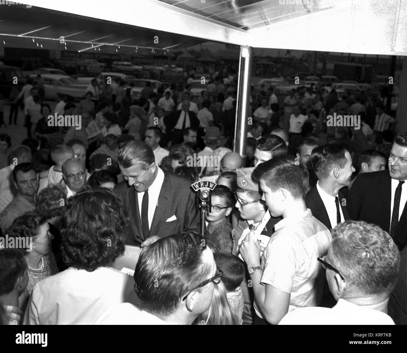 Dr. Wernher von Braun Autogramme - GPN -2000-000538 Stockfoto