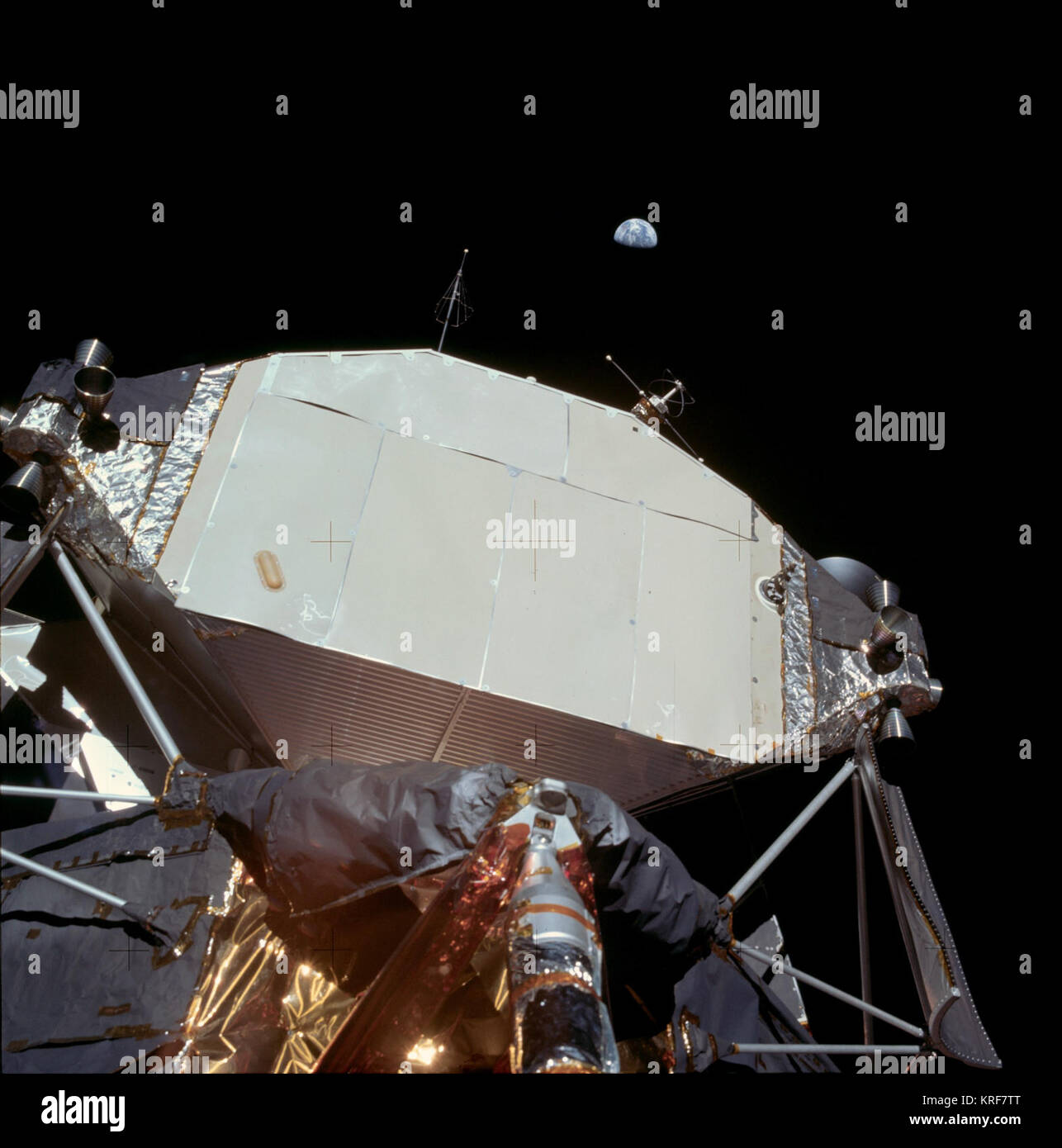 Erde über Apollo 11 Lunar Module Stockfoto