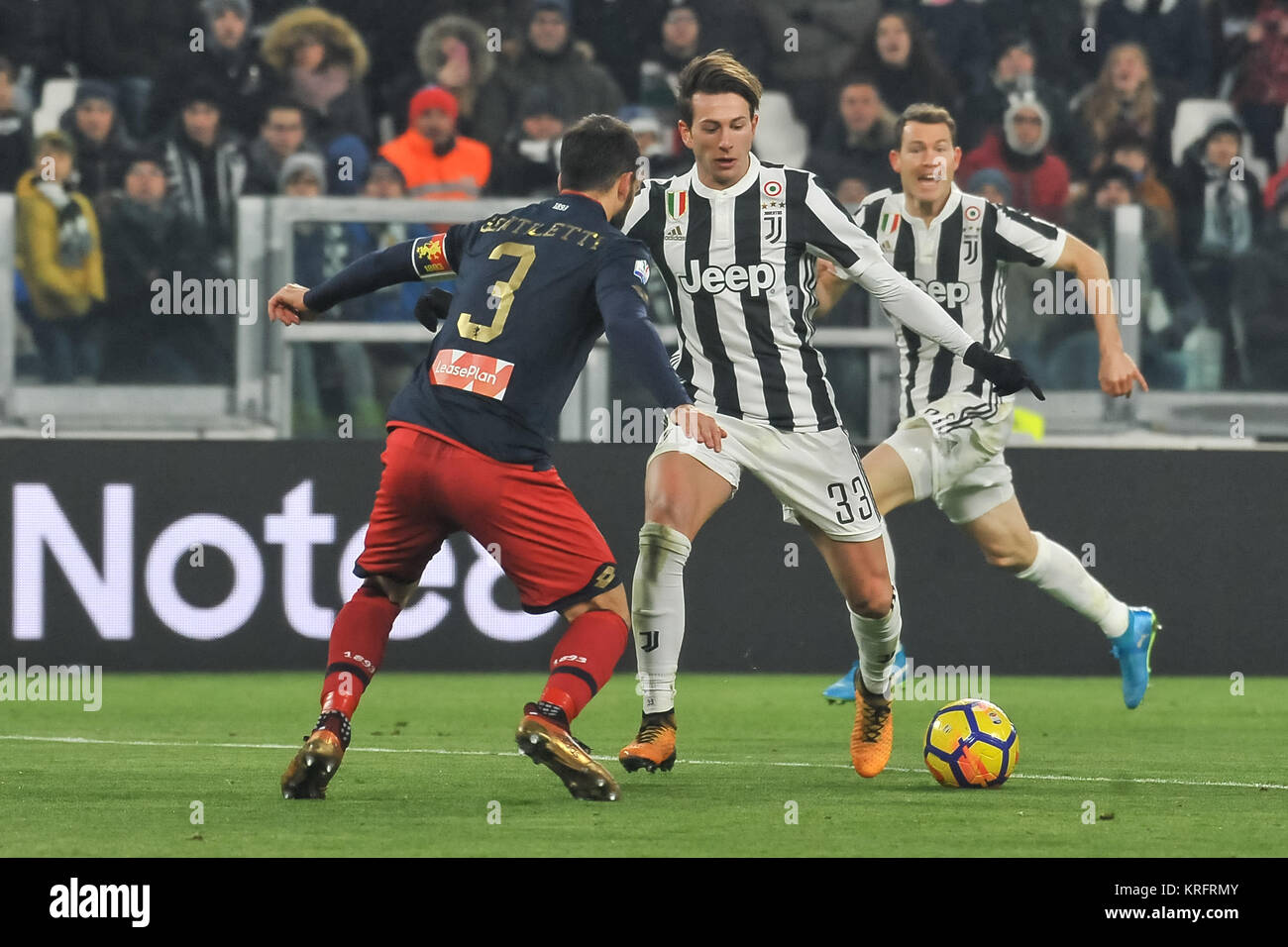 Turin, Italien. 20 Dez, 2017. Federico Bernardeschi (Juventus FC) während der TIM CUP Fußballspiel zwischen Juventus Turin und Genua CFC bei Allianz Stadion am 20 Dezember, 2017 in Turin, Italien. Quelle: FABIO UDINE/Alamy leben Nachrichten Stockfoto