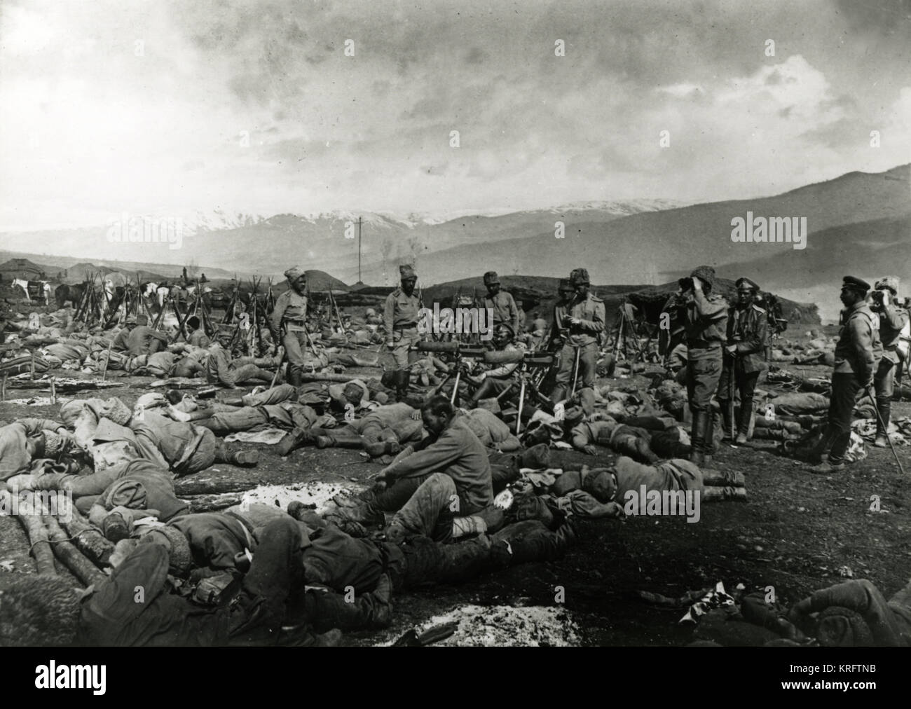 WW1 - Russische Truppen ruhen nach der Schlacht an der türkischen Front Stockfoto