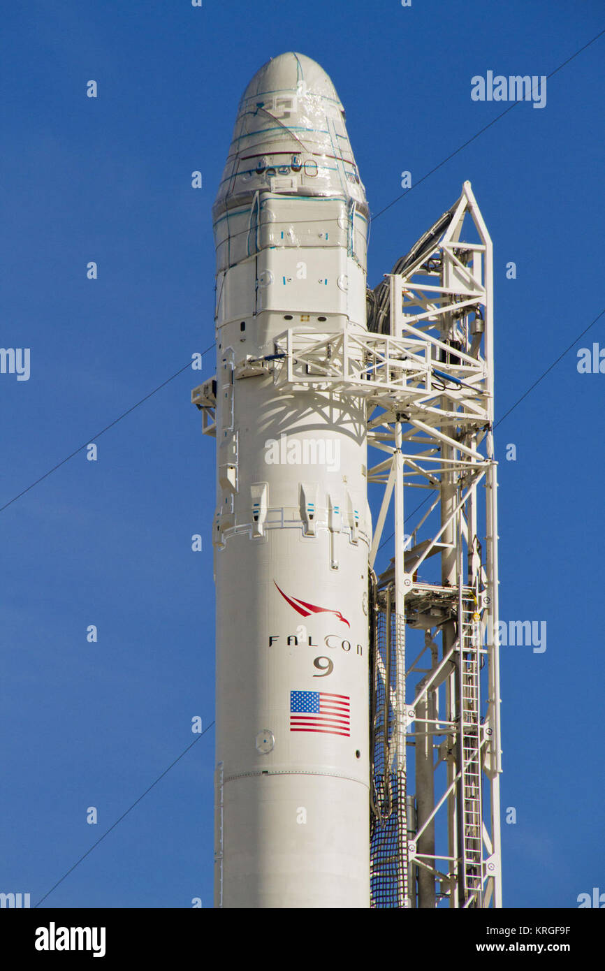 Im oberen Bereich mit einem Falcon 9 mit Dragon Kapsel für Tests auf Pad Stockfoto