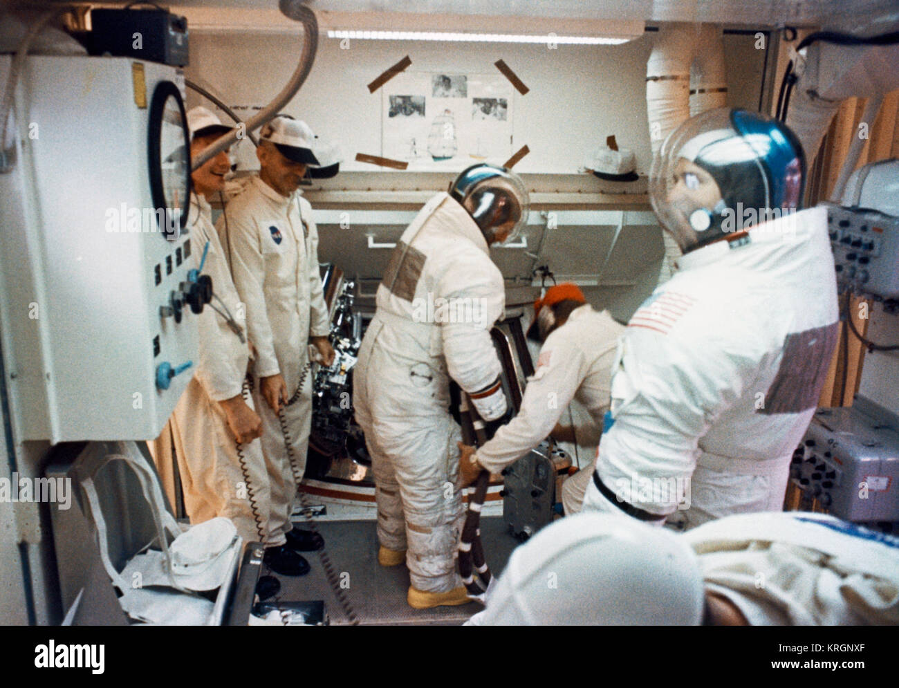 Innenansicht des weißen Raum auf Pad mit einem beim Einsetzen der Apollo 12 Crew Stockfoto
