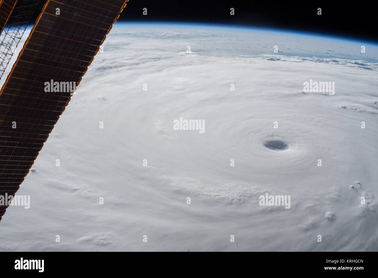 ISS-44 Typhoon Soudelor (1) Stockfoto