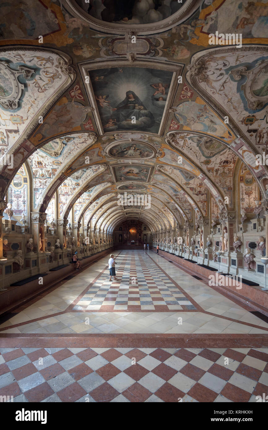Die Halle der Antiquitäten (Antiquarium), 1571, Residenz München, dem ehemaligen königlichen Palast der Wittelsbacher Könige von Bayern. Stockfoto