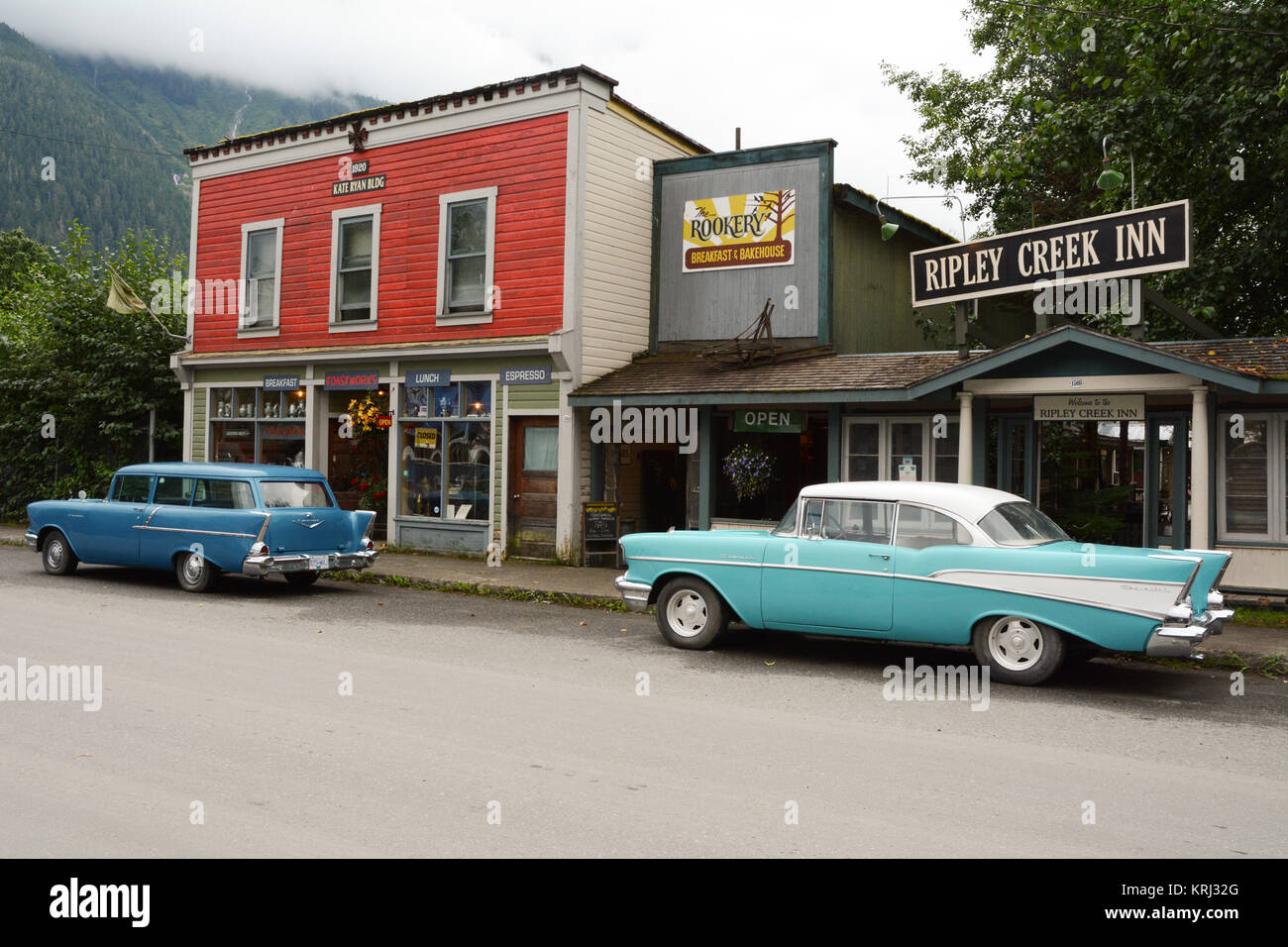 Restauriert, der Jahrhundertwende Storefronts auf der Hauptstraße in der alten Minenstadt Stewart, British Columbia, Kanada. Stockfoto