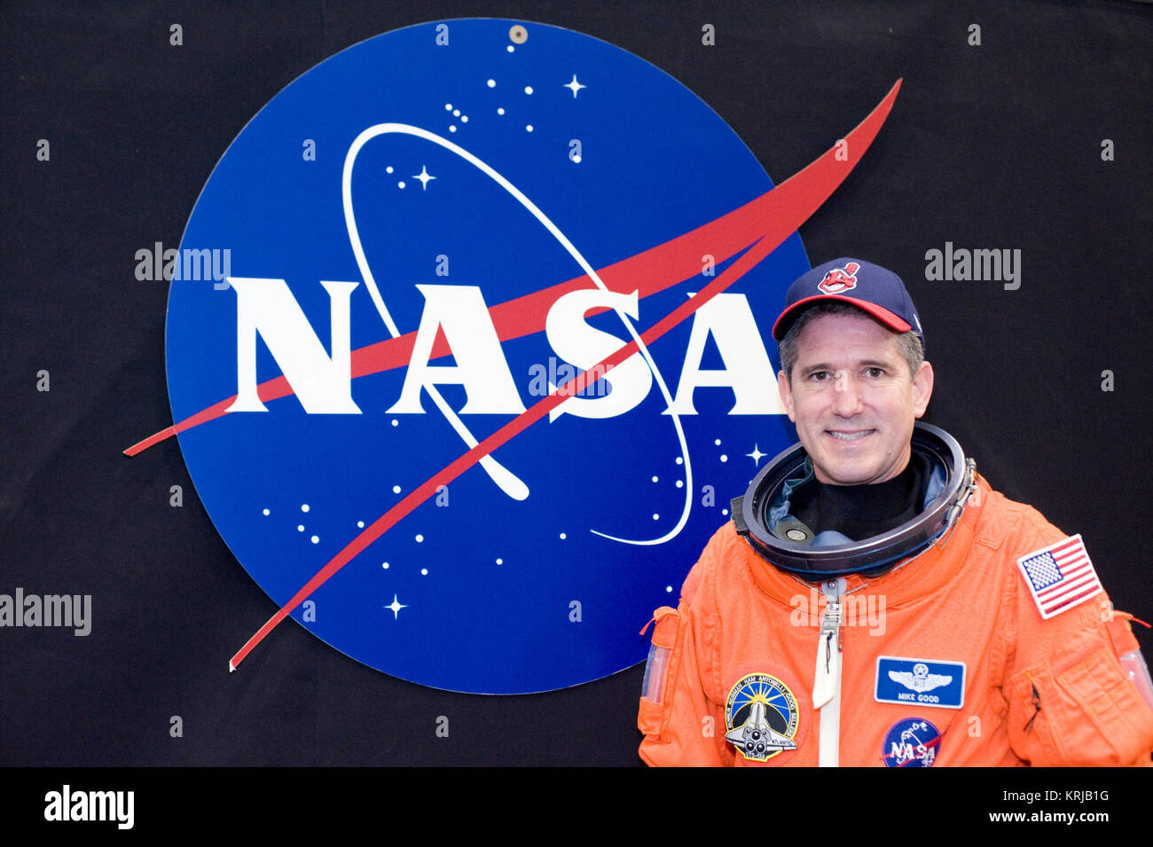 Foto DATE: 04-08-10 LOCATION: Gebäude 9 NW, CCTII BETRIFFT: STS-132 Crew während der Eingangs-/Ausgangsüberwachung pro Ausbildung Fotograf: BLAIR STS 132 Mike gute Apr 2 Stockfoto