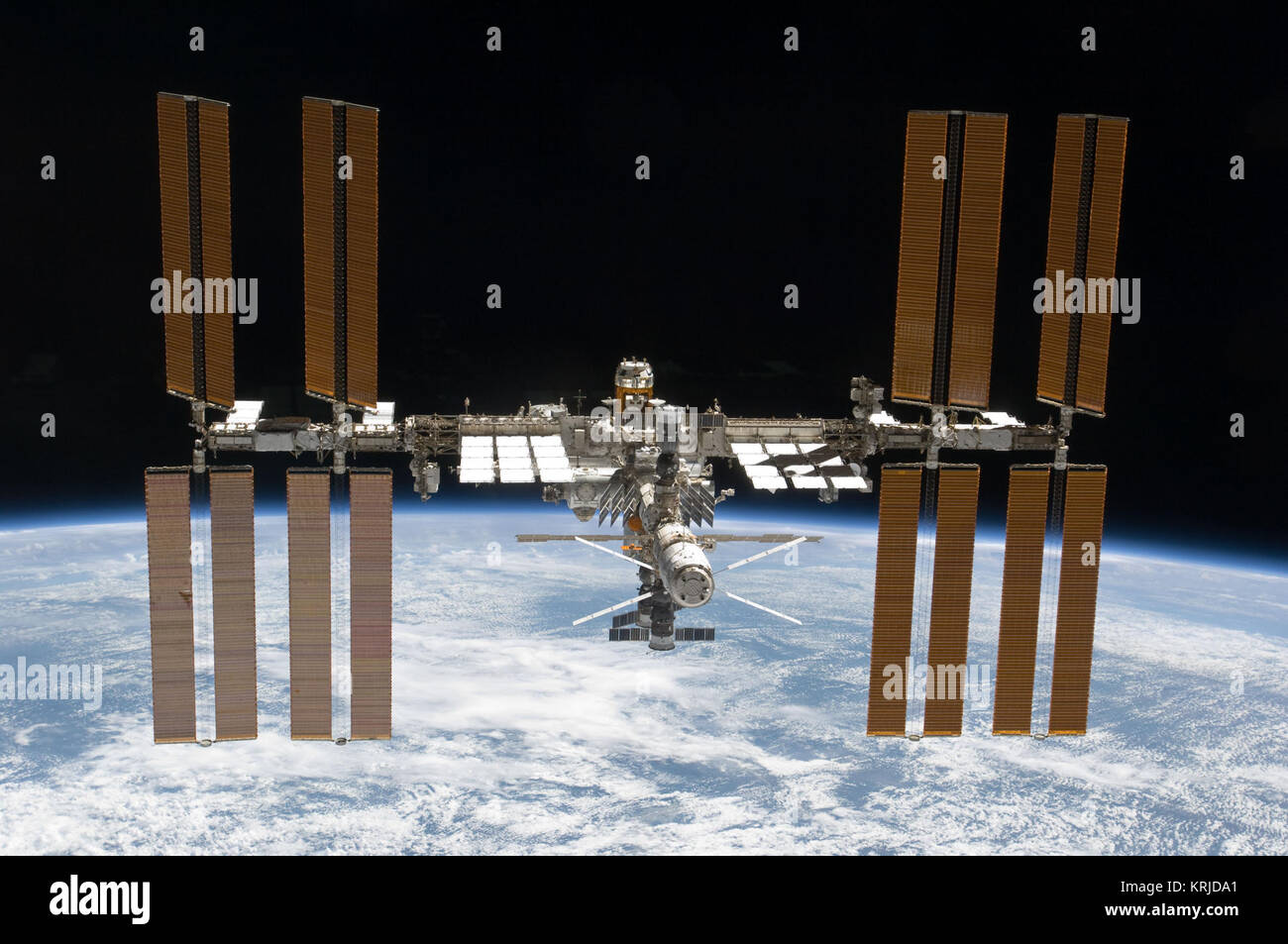 STS-133 Internationale Raumstation nach dem Abdocken 9. Stockfoto