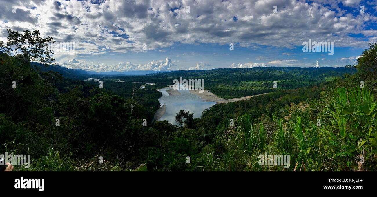 Peru Amazonasbecken, Eintritt in den Manu Nationalpark, Mirador Atalaya Rio gemacht de Dios Stockfoto