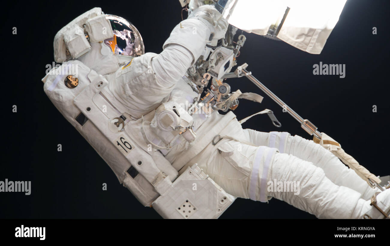 ISS-53 EVA-3 (d) Joseph M. Acaba Stockfoto