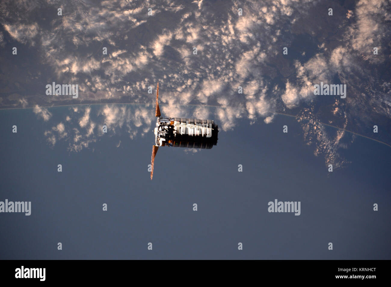 ISS-53 Cygnus OA-8 Annäherung an die ISS (1) Stockfoto