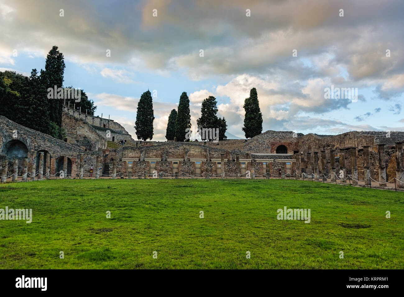Teilweise ausgegraben und restauriert antike Ruinen von Pompei Stockfoto