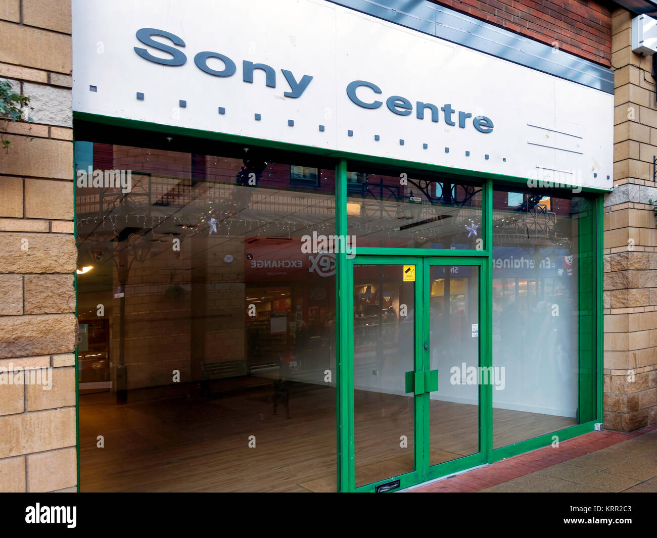 Leer shop früher ein Sony Center in der Innenstadt in North East England Großbritannien Stockfoto