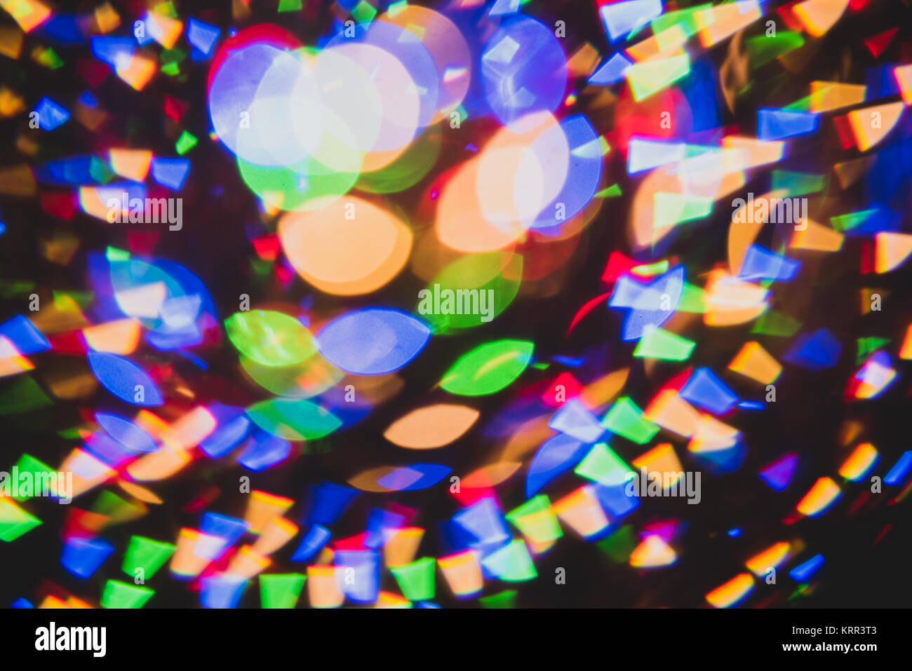 Abstrakte farbenfrohe Bokeh auf dunklem Hintergrund Stockfoto