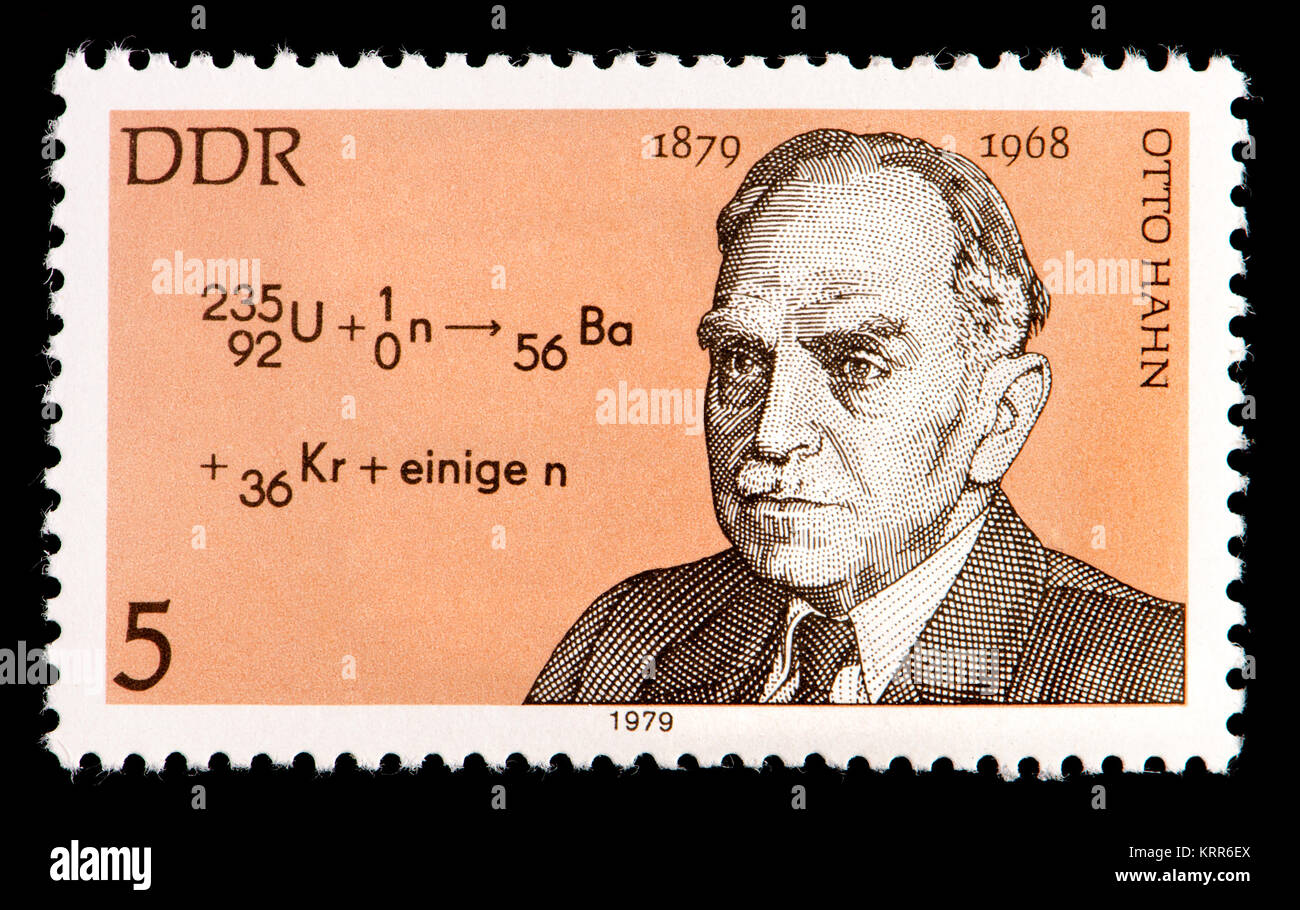 Ddr (DDR) Briefmarke (1979): Otto Hahn (1879-1968), deutscher Chemiker und Pionier auf dem Gebiet der Radioaktivität und Radiochemie...... Stockfoto