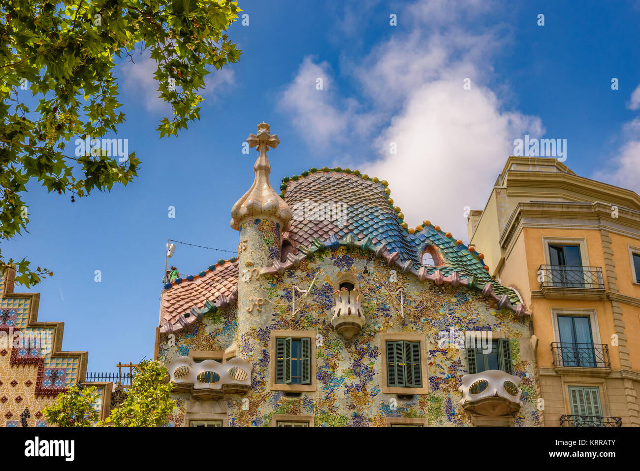 Casa Batlo Haus. Es ist ein berühmtes Gebäude im Zentrum von Barcelona, Spanien und ist eins von Antoni Gaudis Meisterwerke in 1877 gebaut Stockfoto