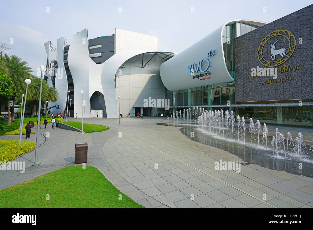 Anzeigen von Vivo City, dem größten Einkaufszentrum in Singapur. Stockfoto