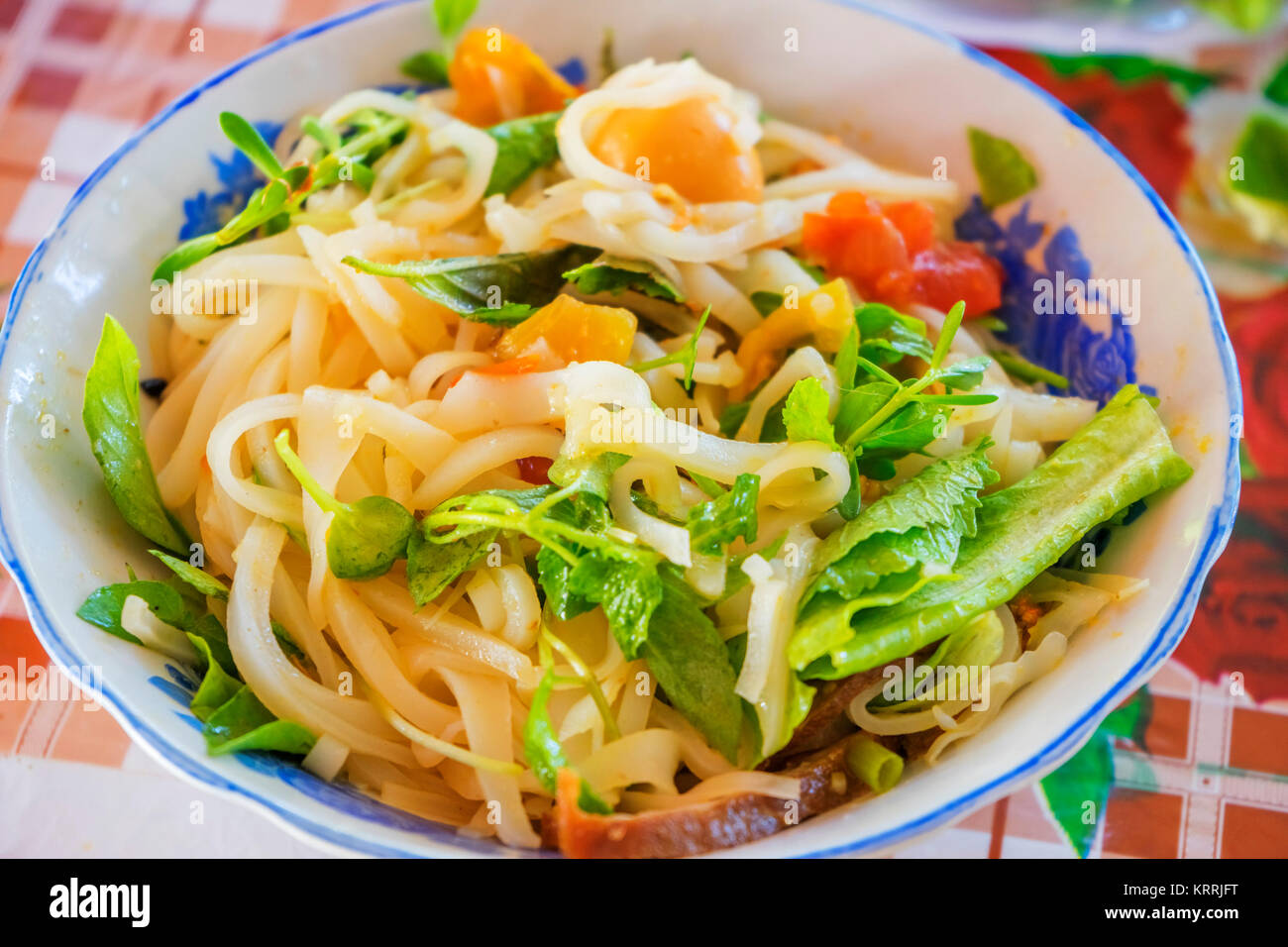 Mi Quang - vietnamesisch Essen in Hoi An, Vietnam Stockfoto