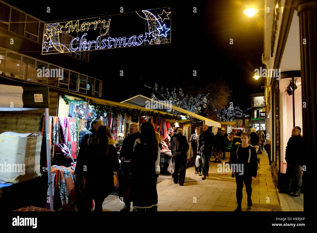 Weihnachtsbeleuchtung in der Stadt Canterbury Kent uk Dezember 2017 Stockfoto