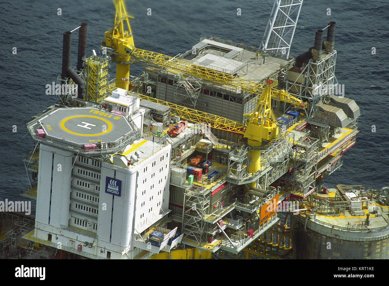 Nordsee, Öl Produktion mit Plattformen. Luftaufnahme. Stockfoto