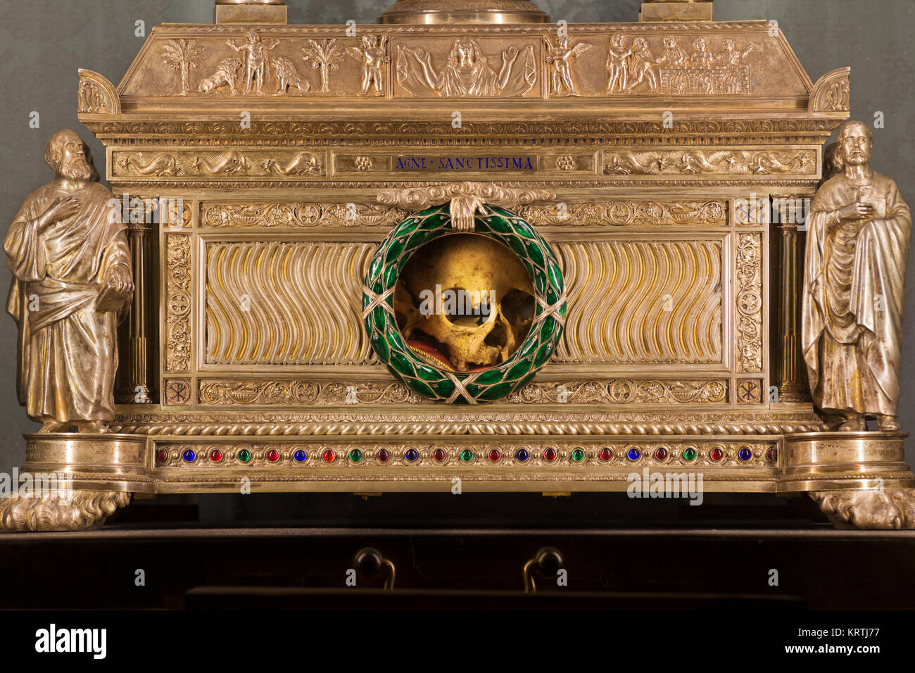 Silbernes Reliquiar mit Saint Agnes' Schädel - Sant'Agnese in Agone - Rom Stockfoto