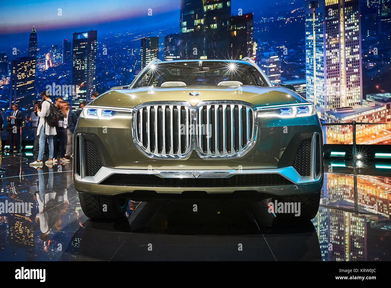 Frankfurt, Deutschland - 12. September 2017: 2017 BMW X7-Konzept präsentiert auf der 67. Internationalen Automobil-Ausstellung (IAA) in der Messe Frankfurt Stockfoto