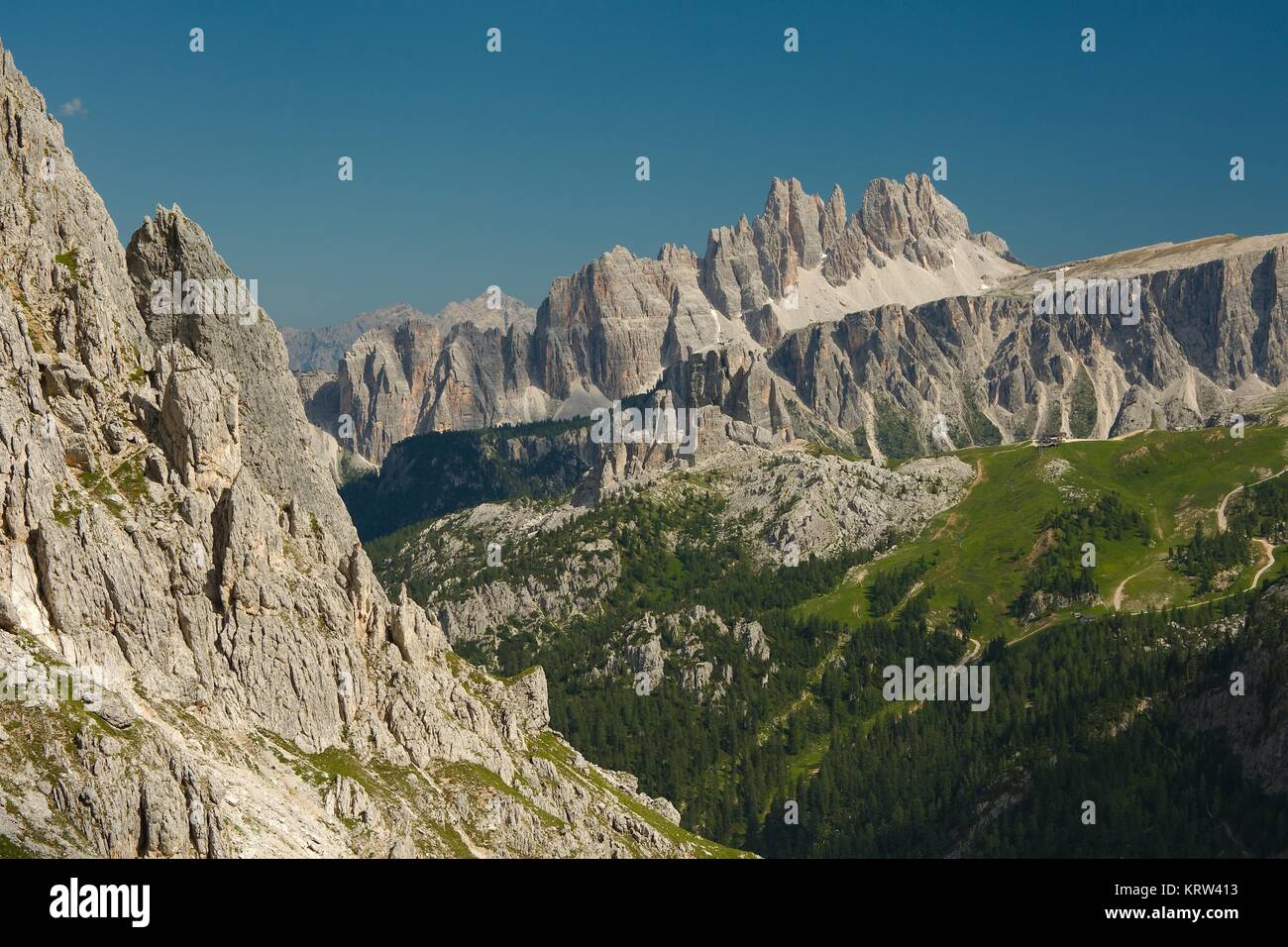 Berglandschaft der Dolomiten Stockfoto
