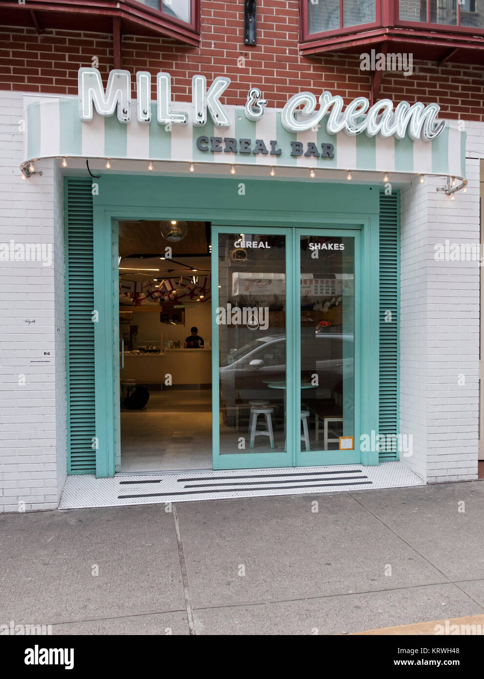 Das Innere der Milch & Sahne Müsli Bar, eine schrullige Eisdiele mit weichen dienen und mikshakes mit Müsli gemischt in. Auf Mott St. in Manhattan Stockfoto