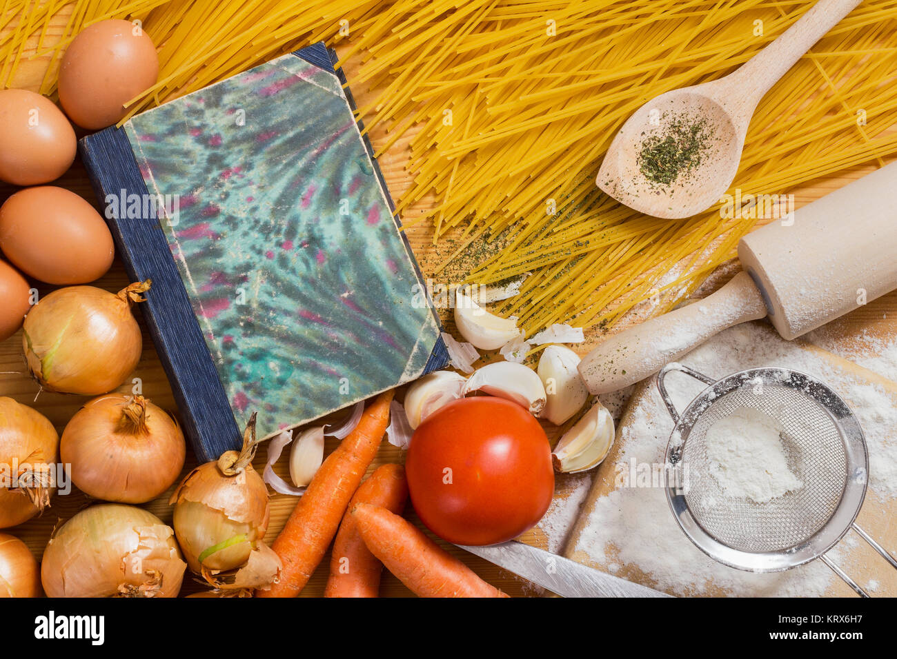 El tesoro de cuentos Buchumschlag mit Spaghetti Stockfoto