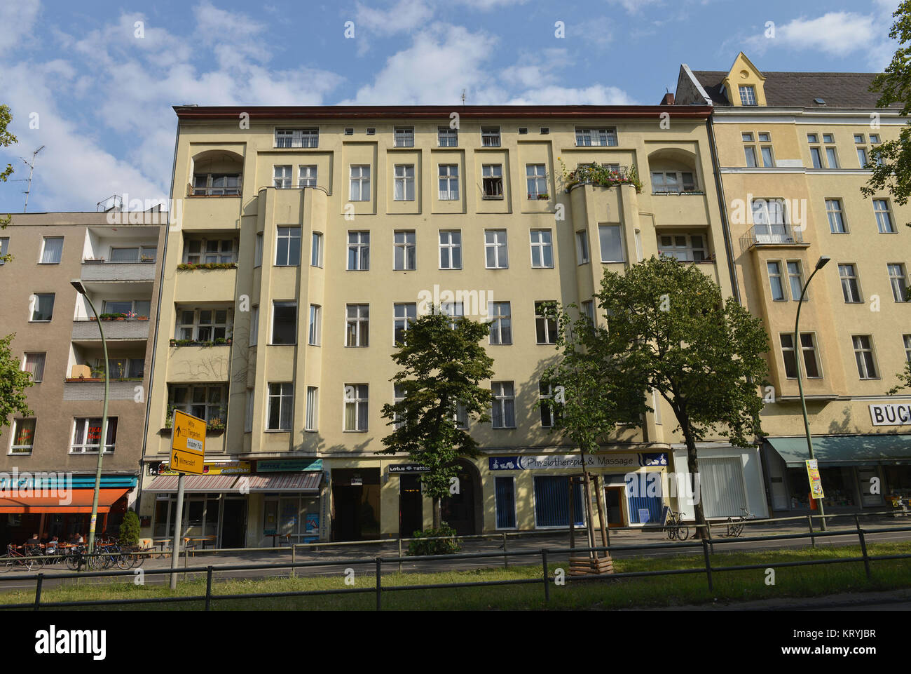 Wohnhaus David Bowie High Street 155 Der Schonheit Der Berge Berlin Deutschlands Schonheit Berg Wohnhaus Hauptstrasse 155 Schoneberg Deutschl Stockfotografie Alamy