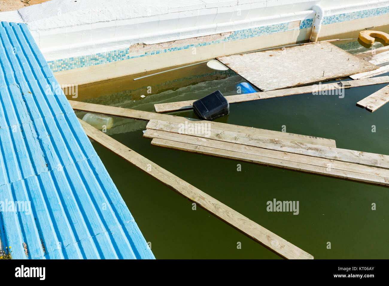 Verlassenen Schwimmbad, Campingplatz, Isle of Wight, Großbritannien Stockfoto