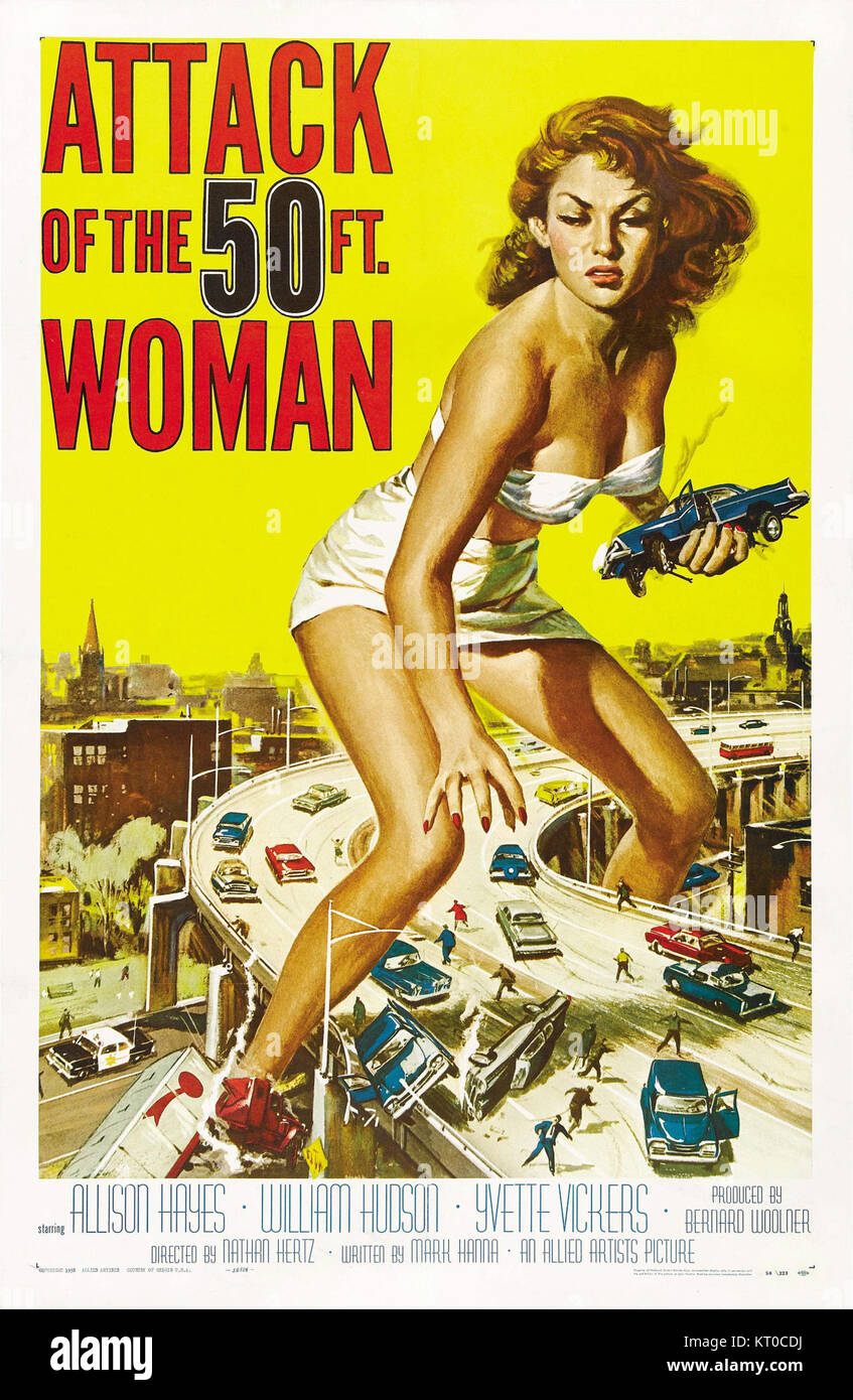 Attack of the 50ft Woman ist ein US-amerikanischer Science-Fiction-Film aus dem Jahr 1958, der für seine dramatische Darstellung einer Frau bekannt ist, die nach einer traumatischen Begegnung mit Außerirdischen zu gigantischen Ausmaßen wächst und Rache sucht. Stockfoto