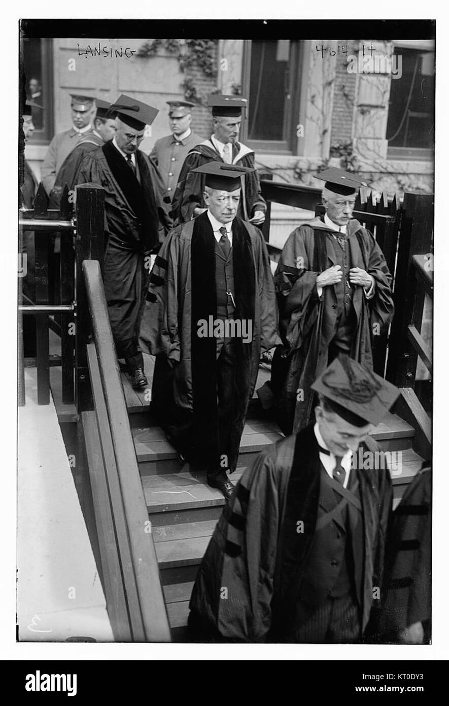 Dieses Bild bezieht sich wahrscheinlich auf ein historisches Porträt oder eine Darstellung von Secretary Lansing, einem prominenten amerikanischen Diplomaten, der eine Schlüsselrolle bei den Verhandlungen über den Ersten Weltkrieg und der Nachkriegsdiplomatie spielte. Stockfoto