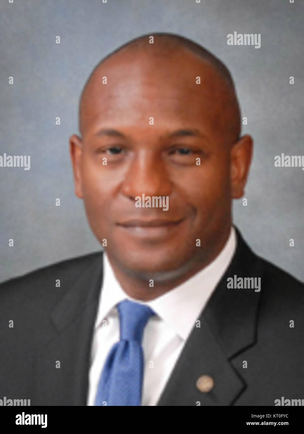 Bobby DuBose war eine bedeutende Persönlichkeit in der amerikanischen Politik, besonders bekannt für seine Arbeit als Politiker. Seine Beiträge zur politischen Landschaft hinterließen einen nachhaltigen Einfluss auf seine Gemeinde. Stockfoto