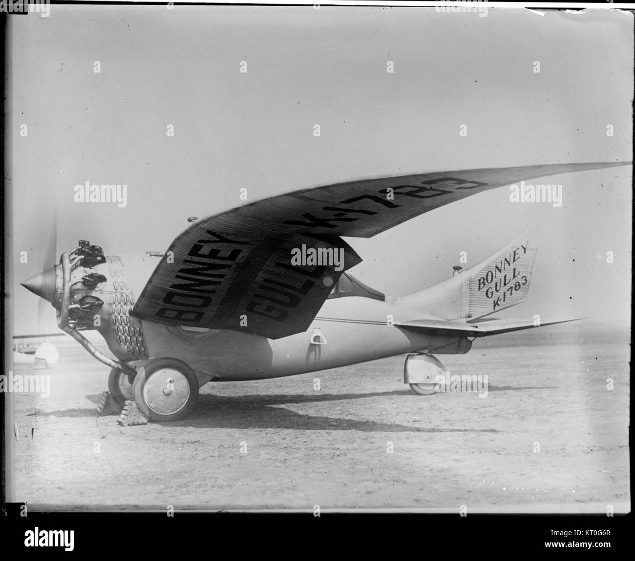 Die Bonney Gull war ein kleines Versuchsflugzeug, das für sein Design und sein tragisches Ende bekannt war Das Flugzeug stürzte bei Curtis Field in New York ab, was den Tod seines Schöpfers zur Folge hatte. Stockfoto