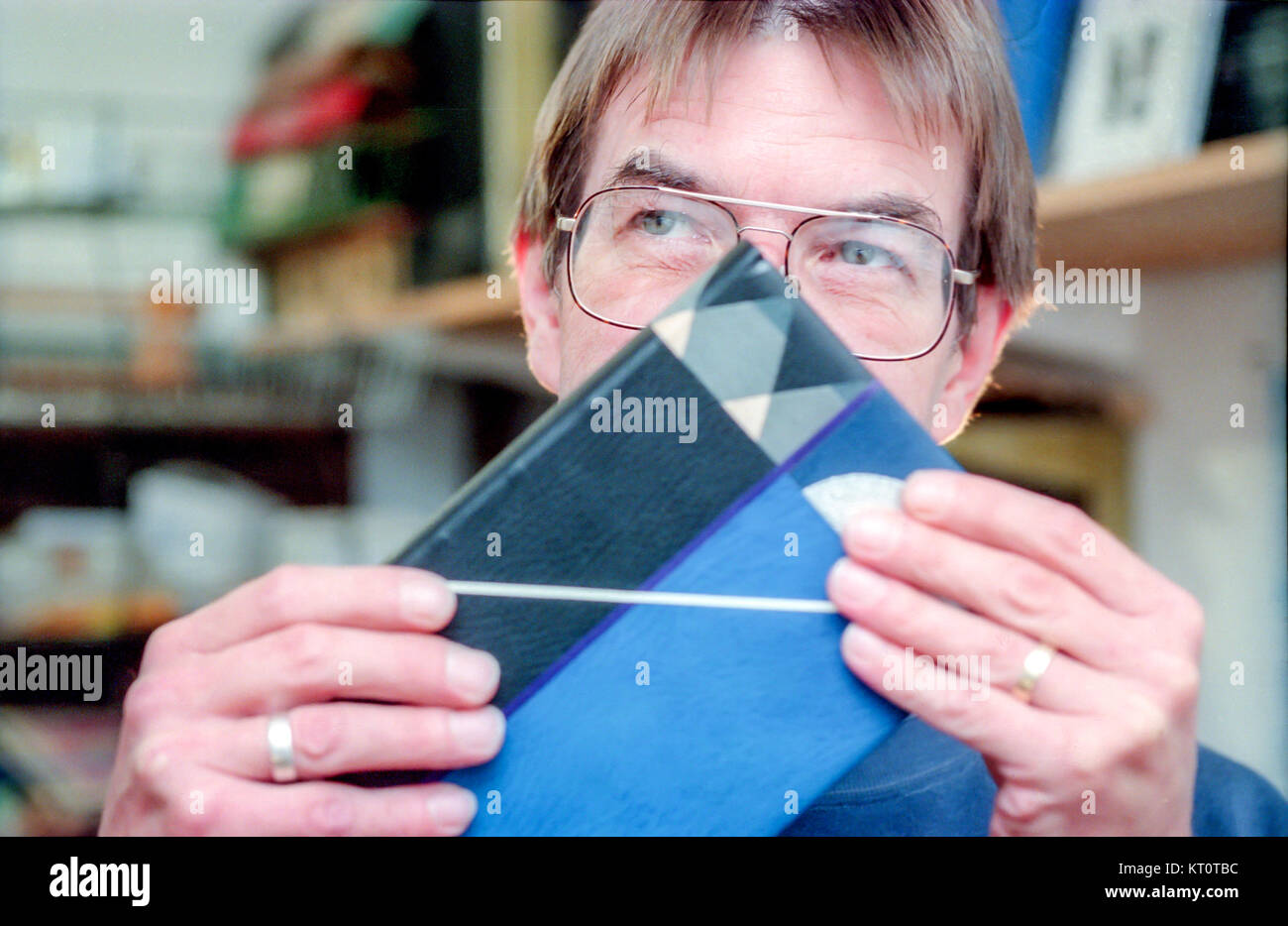 Peter Jones, verbindliche Bücher für den Booker Prize Zeremonie. Stockfoto